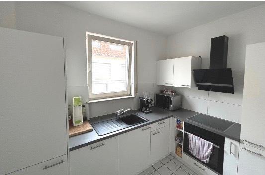 Etagenwohnung Stuttgart Luginsland - 2 Zimmer, 62 m&sup2;, 1.270&euro; | Angebot:25768022