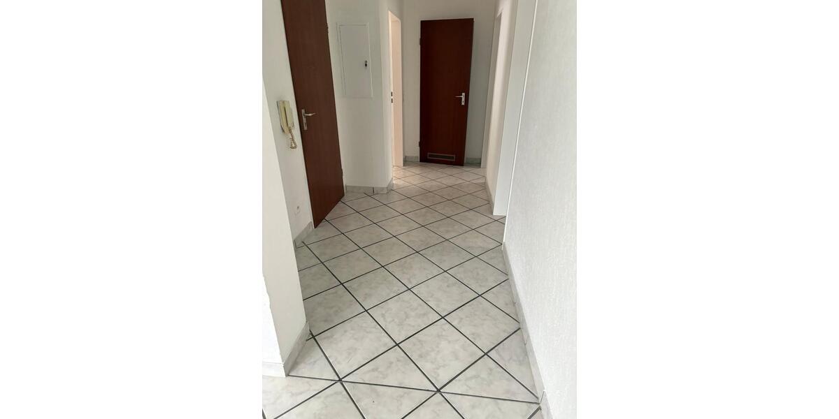 Etagenwohnung Wimsheim - 3 Zimmer, 77 m&sup2;, 700&euro; | Angebot:25750757
