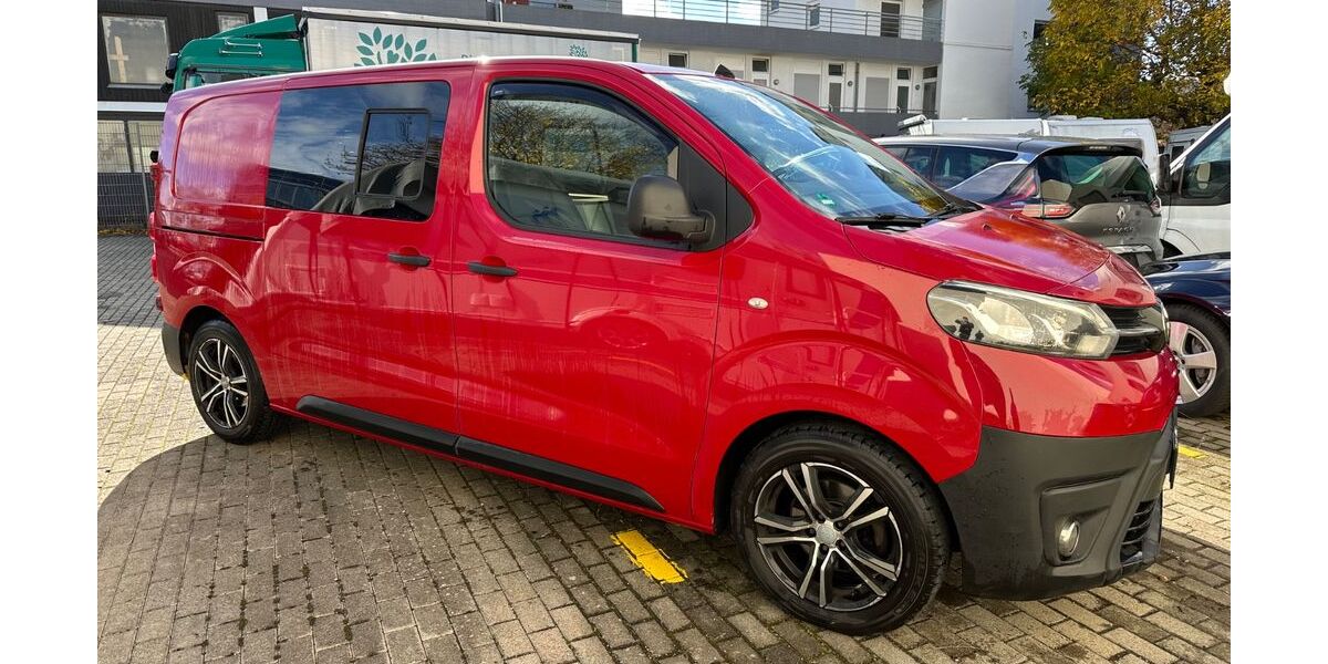 Toyota Proace (Verso) 178.000 km 12.999 &euro; Ditzingen 71254