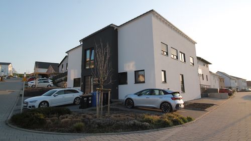 Dachgeschoßwohnung Pfaffenhofen - 3.5 Zimmer, 78 m&sup2;, 980&euro; | Angebot:25966412