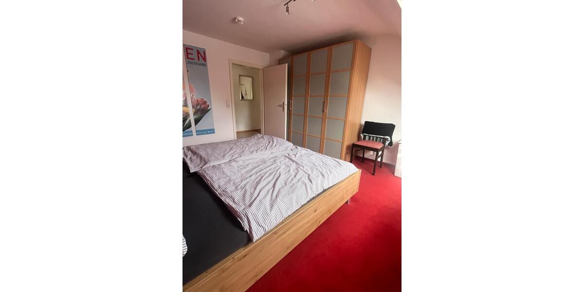 Dachgeschoßwohnung Stuttgart Fasanenhof-Ost - 4 Zimmer, 87 m&sup2;, 1.200&euro; | Angebot:27565813