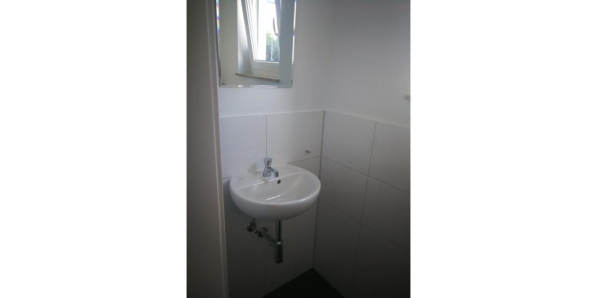 Etagenwohnung Weinstadt - 3 Zimmer, 73 m&sup2;, 935&euro; | Angebot:25979000