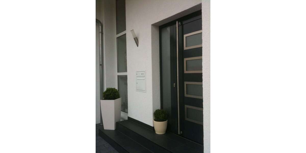 Einfamilienhaus Bietigheim-Bissingen Bissingen - 10 Zimmer, 299 m&sup2;, 3.900&euro; | Angebot:25396770