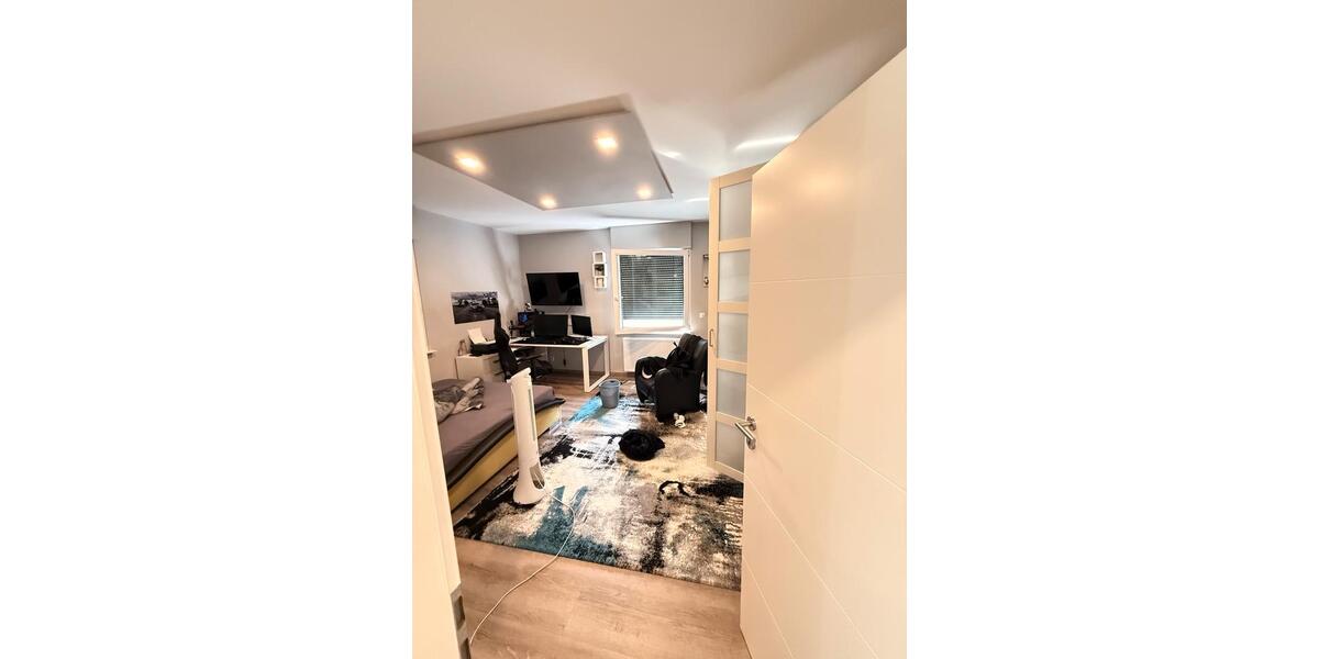 Mehrfamilienhaus, Wohnhaus Esslingen am Neckar Brühl - 14 Zimmer, 328 m&sup2;, 1.210.000&euro; | Angebot:27194775