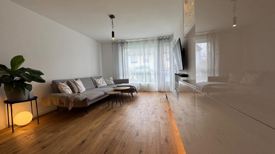 Hochparterre Böblingen - 3 Zimmer, 1.800&euro; | Angebot:23103180