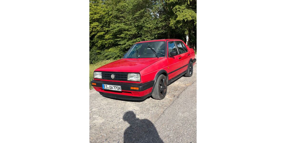 VW Jetta 144.000 km 2.300 &euro; Musberg 70771