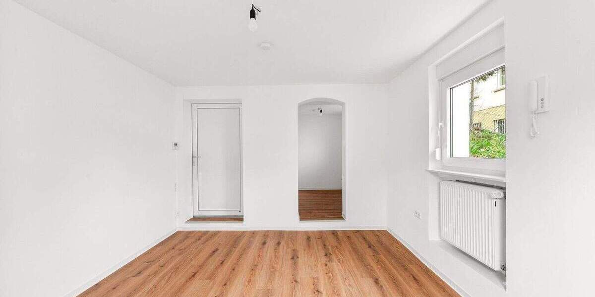 Etagenwohnung Stuttgart Süd - 2 Zimmer, 40 m&sup2;, 225.000&euro; | Angebot:25778398