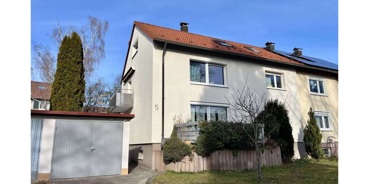 Einfamilienhaus Böblingen - 9 Zimmer, 159 m&sup2;, 669.000&euro; | Angebot:24757362
