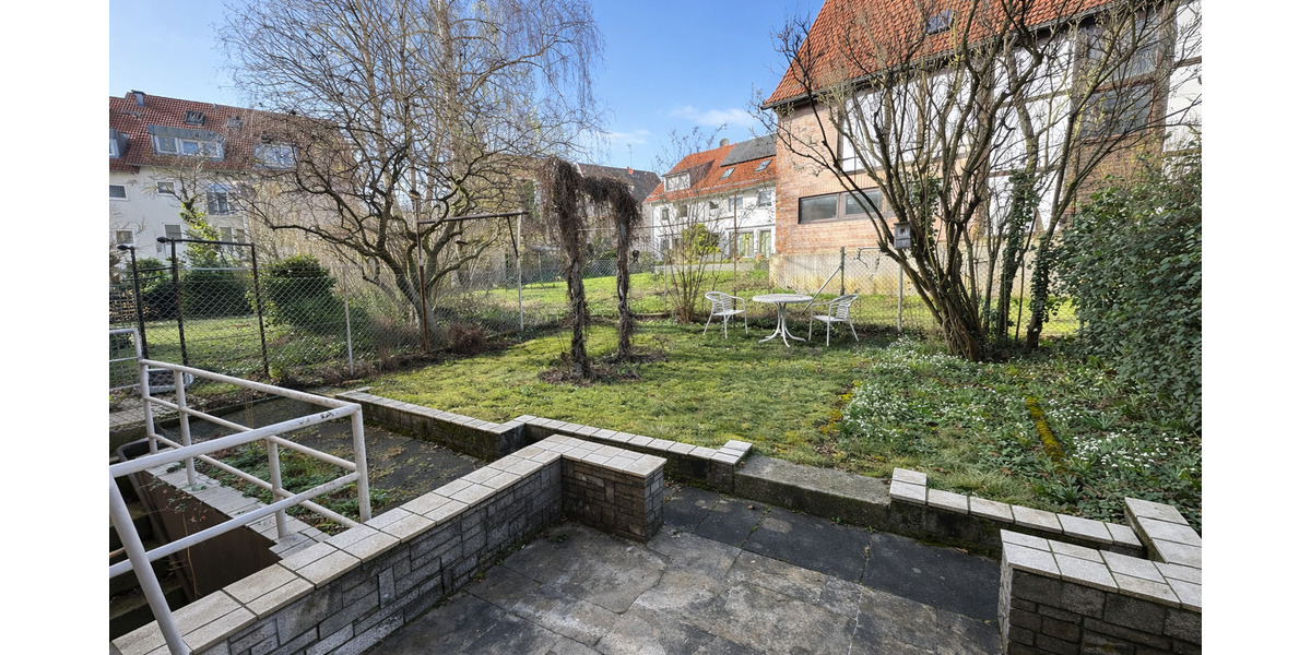 Mehrfamilienhaus, Wohnhaus Stuttgart Degerloch - 8 Zimmer, 181 m&sup2;, 778.000&euro; | Angebot:25836698