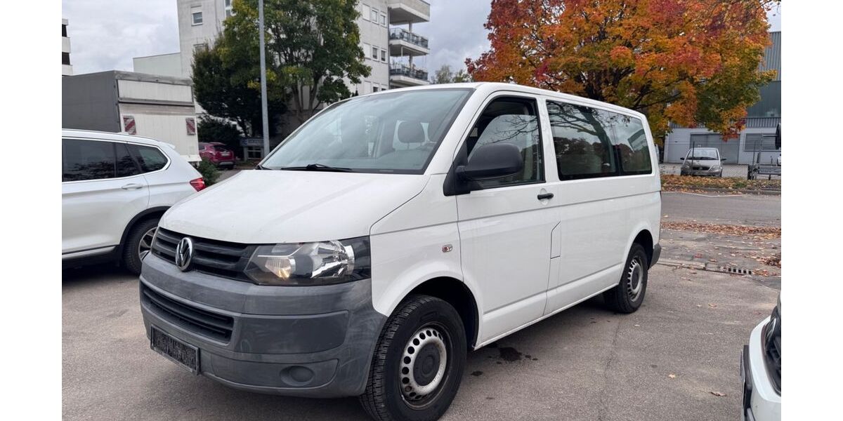 VW T5 Transporter 172.876 km 9.399 &euro; Korntal-Münchingen 70825