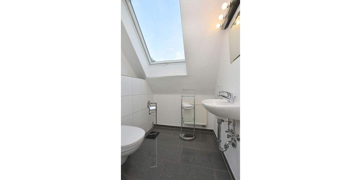 Etagenwohnung Stuttgart Ost - 2 Zimmer, 70 m&sup2;, 1.540&euro; | Angebot:25742828