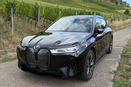 BMW iX 90.800 km 48.900 &euro; Korb 71404