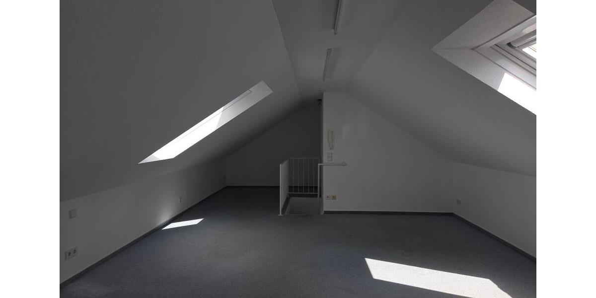 Dachgeschoßwohnung Plochingen - 3 Zimmer, 103 m&sup2;, 295.000&euro; | Angebot:26606972