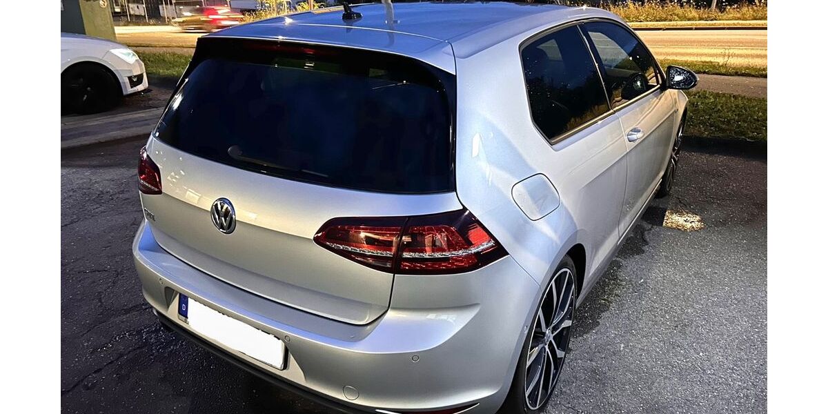 VW Golf 49.800 km 17.890 &euro; Stuttgart 70174