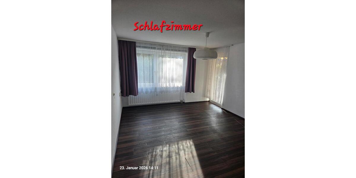 Etagenwohnung Freiberg am Neckar - 2.5 Zimmer, 77 m&sup2;, 275.000&euro; | Angebot:25272946