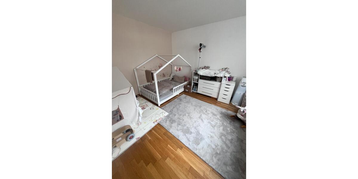 Einfamilienhaus Heilbronn - 4 Zimmer, 129 m&sup2;, 1.875&euro; | Angebot:25976195