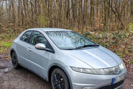 Honda Civic 162.000 km 1.650 &euro; Mühlacker 75417