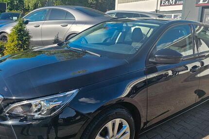 Peugeot 308 51.178 km 13.680 &euro; Magstadt 71106