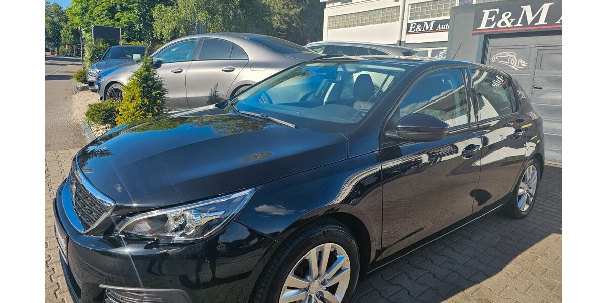 Peugeot 308 51.178 km 13.680 &euro; Magstadt 71106