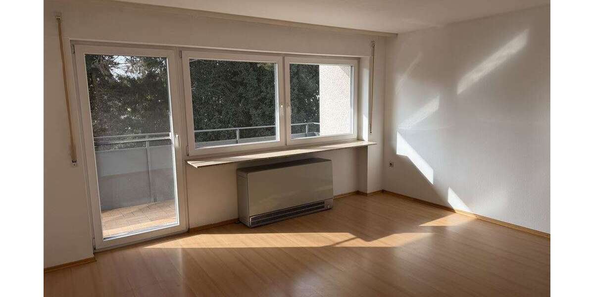 Etagenwohnung Nordheim - 4 Zimmer, 100 m&sup2;, 1.000&euro; | Angebot:25101866