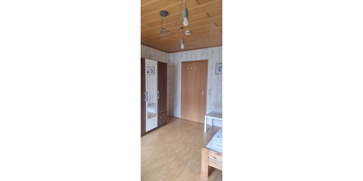 Erdgeschoßwohnung Weinsberg - 1 Zimmer, 76 m&sup2;, 305&euro; | Angebot:27534854