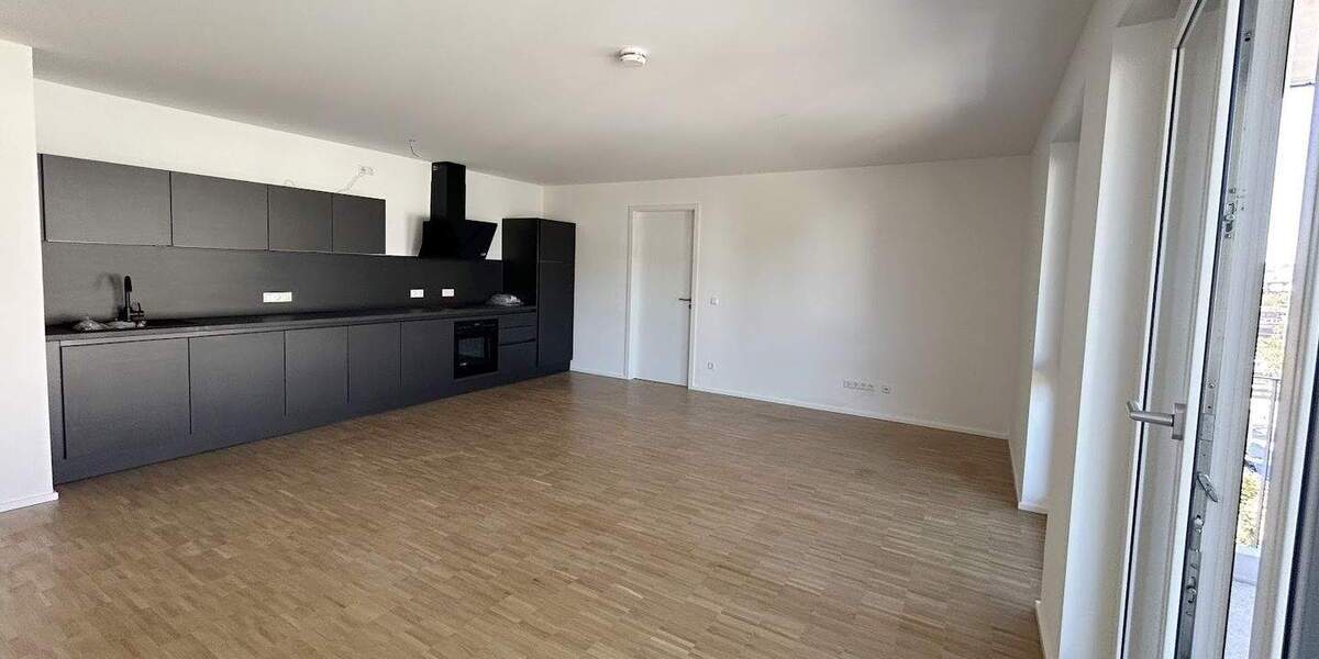 Etagenwohnung Stuttgart Untertürkheim - 3 Zimmer, 90 m&sup2;, 1.490&euro; | Angebot:25665160