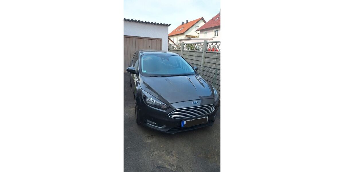 Ford Focus 69.605 km 9.850 &euro; Tamm 71732