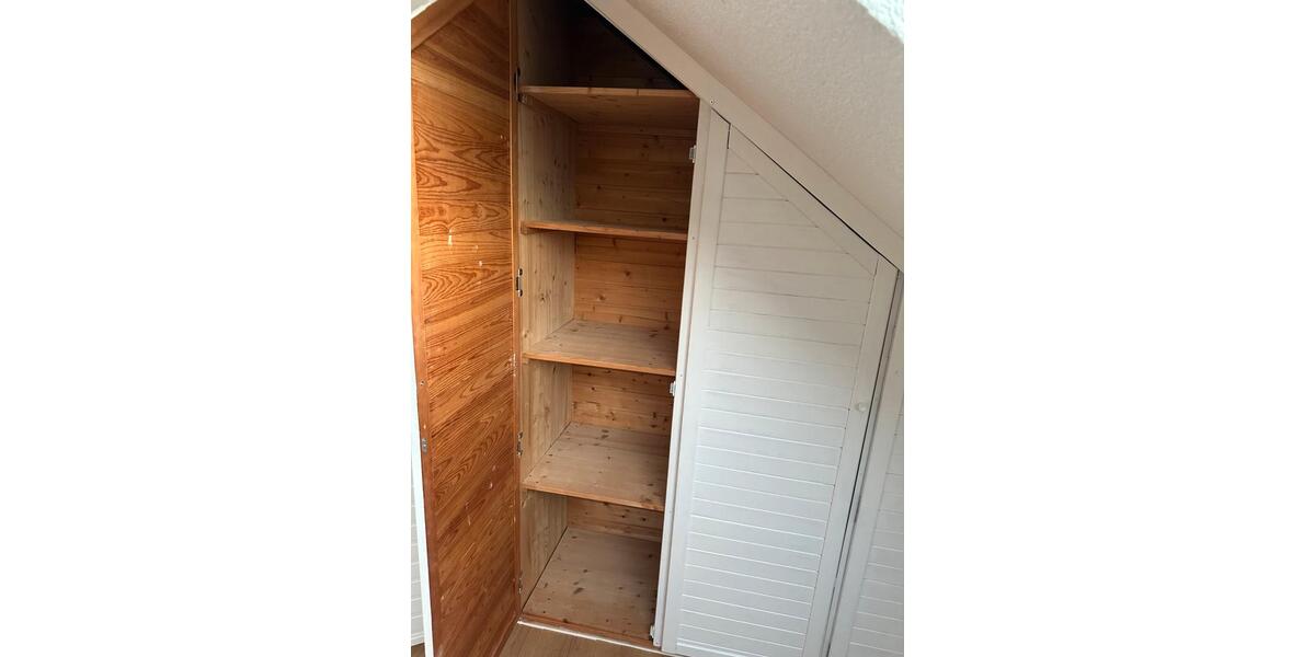 Dachgeschoßwohnung Neuhausen auf den Fildern - 3 Zimmer, 71 m&sup2;, 1.300&euro; | Angebot:27548763