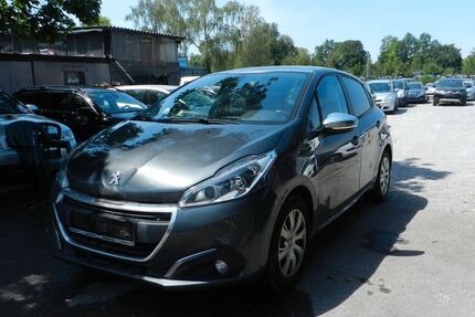 Peugeot 208 95.000 km 3.200 &euro; Remshalden 73630