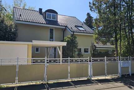 Haus Stuttgart / Riedenberg Riedenberg - 9 Zimmer, 269 m&sup2;, 1.750.000&euro; | Angebot:26897666