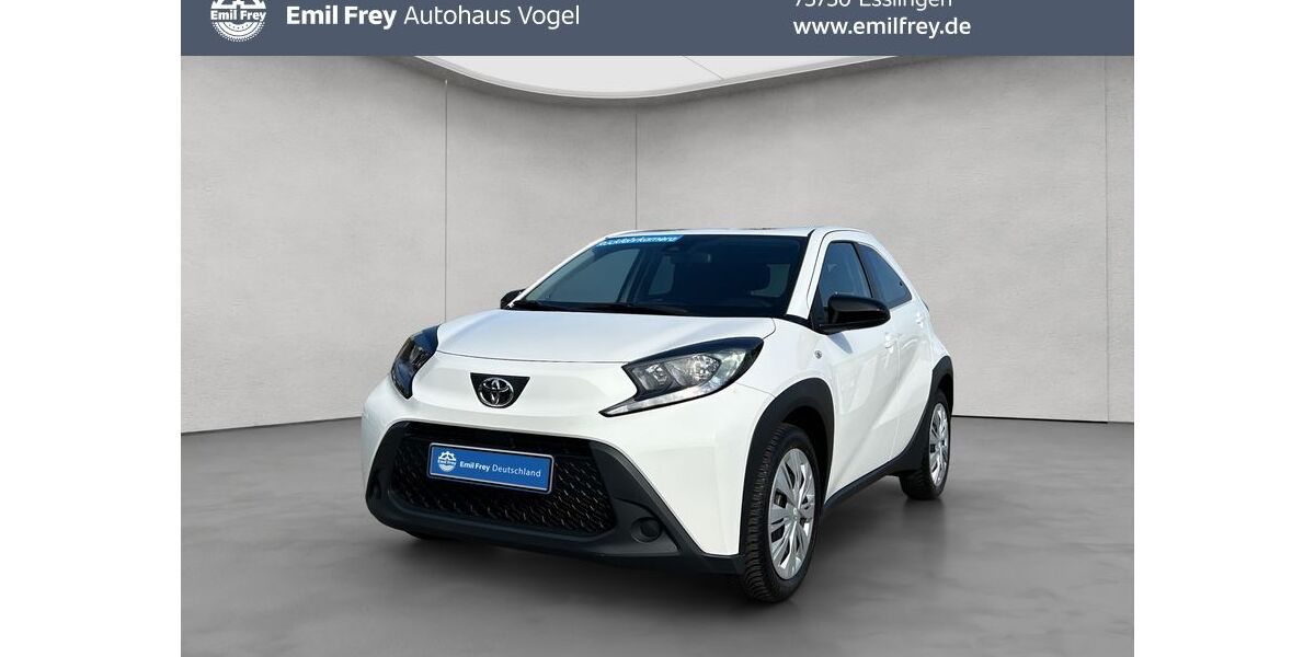 Toyota Aygo (X) 19.100 km 12.450 &euro; Esslingen 73730