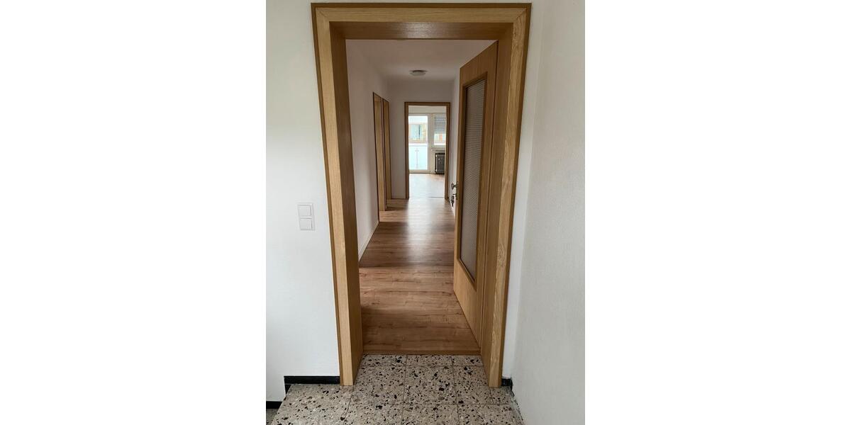 Dachgeschoßwohnung Berglen - 3 Zimmer, 80 m&sup2;, 1.030&euro; | Angebot:26420792