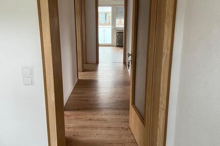 Wohnung Berglen - 3 Zimmer, 80 m&sup2;, 1.030&euro; | Angebot:26420792