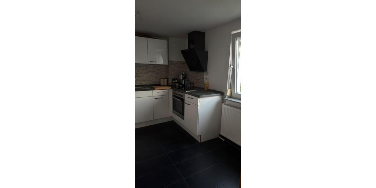 Etagenwohnung Mundelsheim - 2 Zimmer, 85 m&sup2;, 1.300&euro; | Angebot:27538181