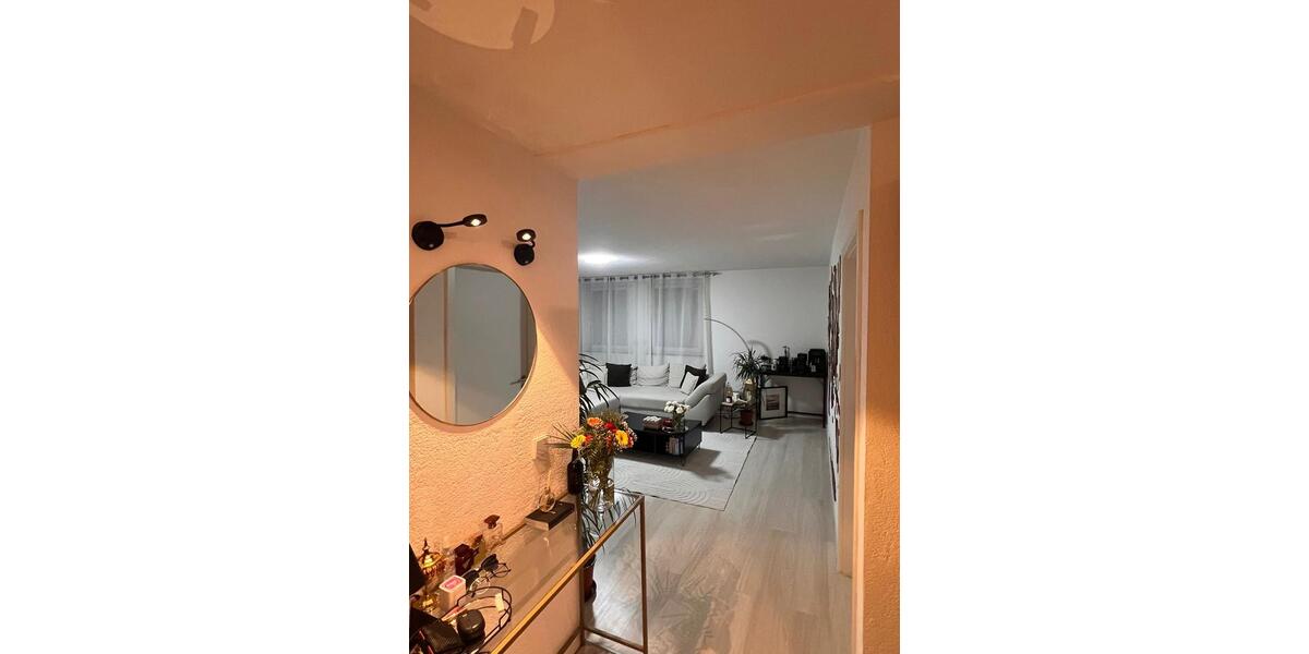 Erdgeschoßwohnung Ditzingen - 3 Zimmer, 80 m&sup2;, 1.100&euro; | Angebot:26415286