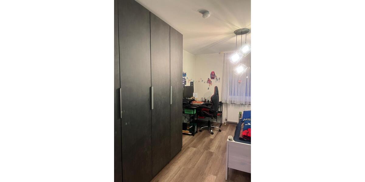 Etagenwohnung Ludwigsburg Eglosheim - 3 Zimmer, 85 m&sup2;, 1.500&euro; | Angebot:24830902