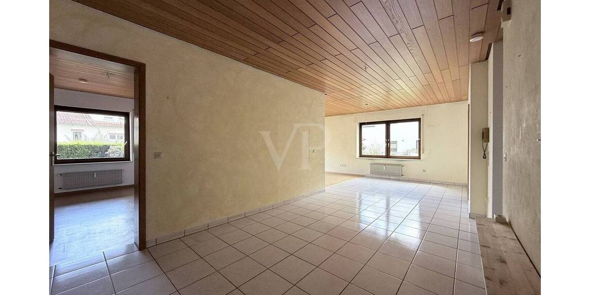 Etagenwohnung Mühlacker / Lomersheim Lomersheim - 4 Zimmer, 143 m&sup2;, 1.200&euro; | Angebot:26881713