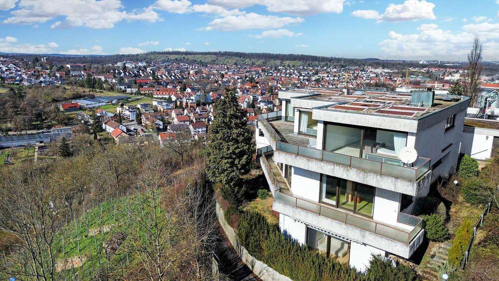 Einfamilienhaus Stuttgart Stuttgart-Nord - 13 Zimmer, 482 m&sup2;, 2.200.000&euro; | Angebot:25916085