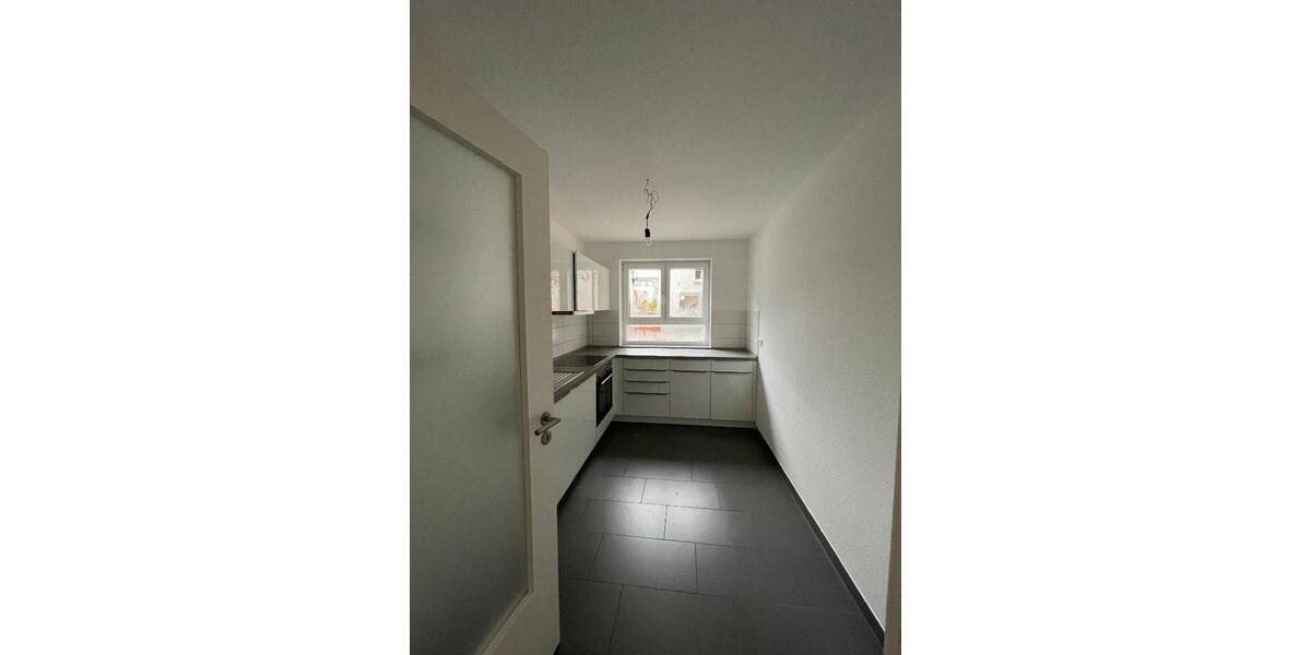 Erdgeschoßwohnung Esslingen am Neckar - 3 Zimmer, 73 m&sup2;, 1.072&euro; | Angebot:26366167