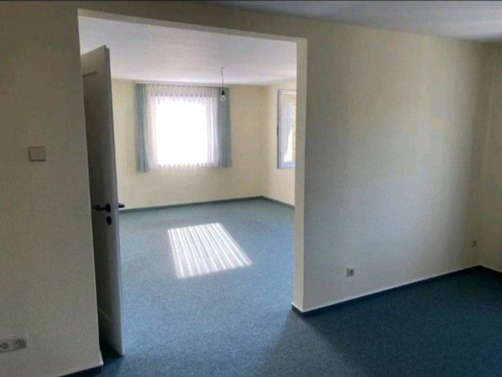 Doppelhaushälfte Backnang - 7 Zimmer, 175 m&sup2;, 330.000&euro; | Angebot:26803132