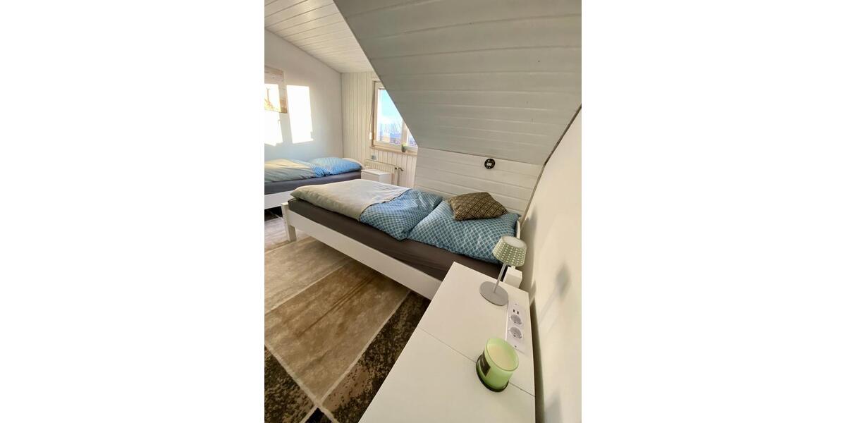 Dachgeschoßwohnung Wernau (Neckar) - 2 Zimmer, 43 m&sup2;, 830&euro; | Angebot:25723180