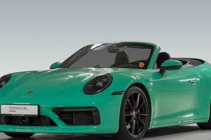 Porsche 992 11.999 km 151.900 &euro; Stuttgart 70469