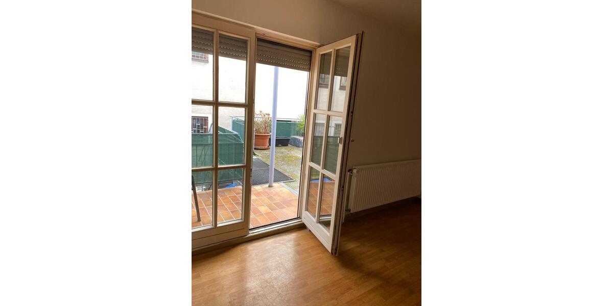 Erdgeschoßwohnung Asperg - 3 Zimmer, 70 m&sup2;, 1.200&euro; | Angebot:25719358