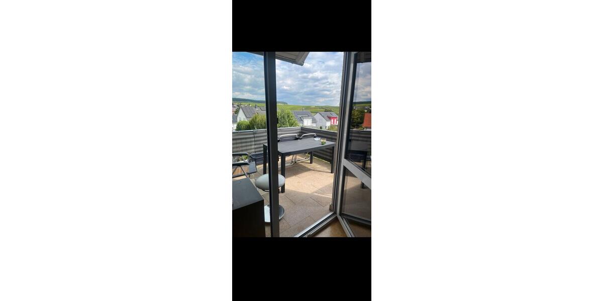 Etagenwohnung Weinsberg - 3 Zimmer, 20 m&sup2;, 370&euro; | Angebot:26032208