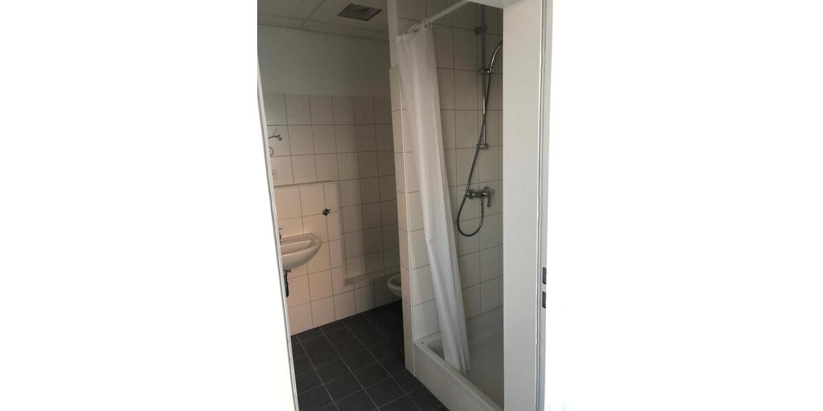 Gewerbeobjekt Leingarten - 1.300&euro; | Angebot:25709036