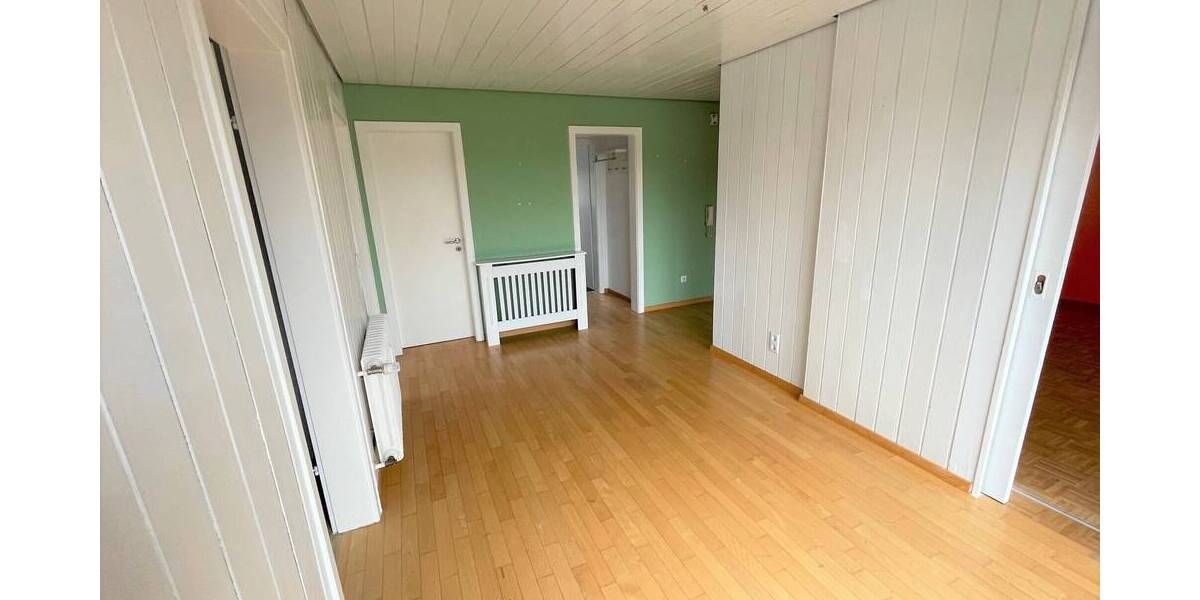 Etagenwohnung Schorndorf - 3 Zimmer, 82 m&sup2;, 299.000&euro; | Angebot:25678639