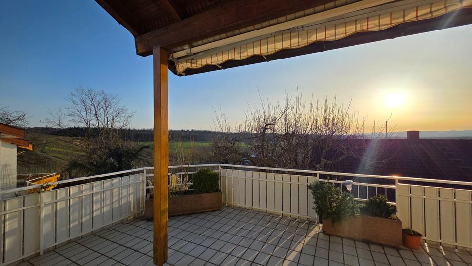 Terrassenwohnung Neckarwestheim - 4 Zimmer, 123 m&sup2;, 1.700&euro; | Angebot:25174552