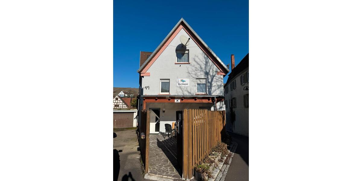 Etagenwohnung Stuttgart Stuttgart-Nord - 6 Zimmer, 12 m&sup2;, 600&euro; | Angebot:26040735