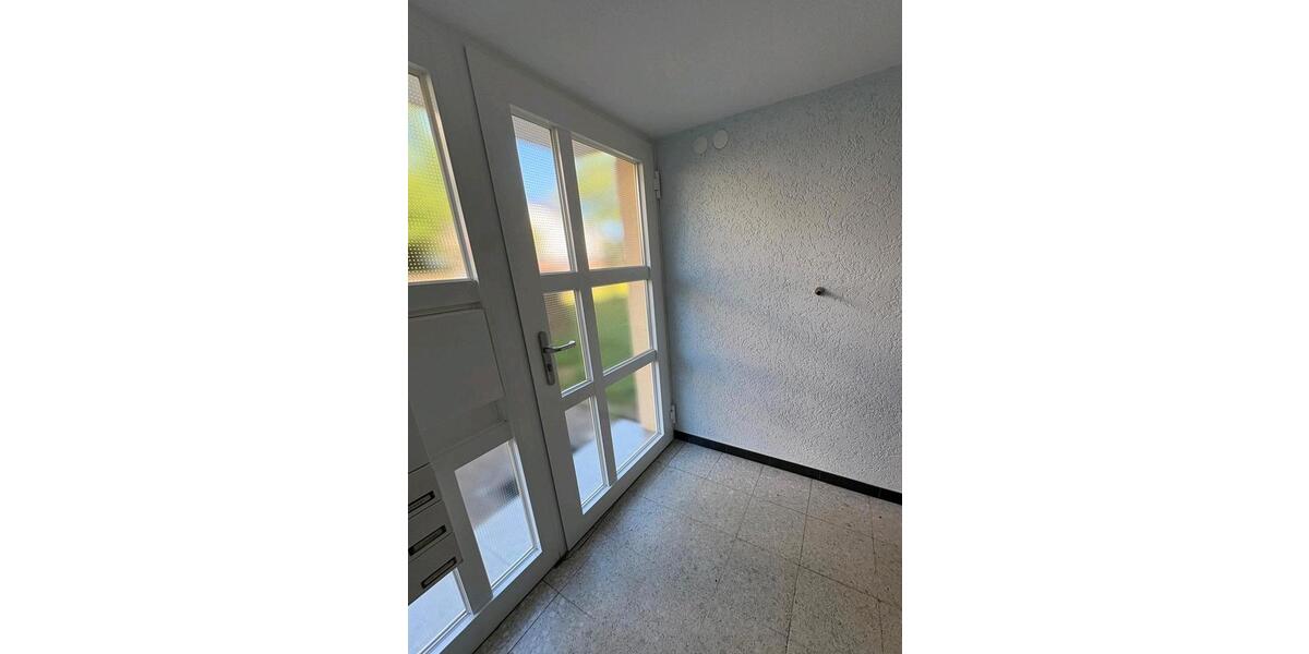 Dachgeschoßwohnung Stuttgart Feuerbach - 2.5 Zimmer, 35 m&sup2;, 161.000&euro; | Angebot:27111038