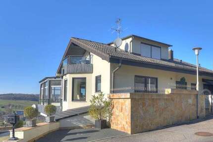 Haus Untergruppenbach - 9 Zimmer, 332 m&sup2;, 980.000&euro; | Angebot:24727694